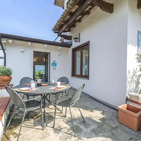 Poss 펜션 Ville (Alessandria)